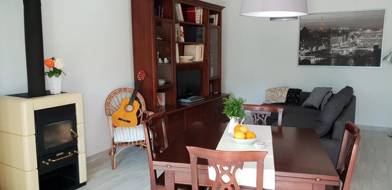 La Colombera Apartment Torrazza  Luaran gambar
