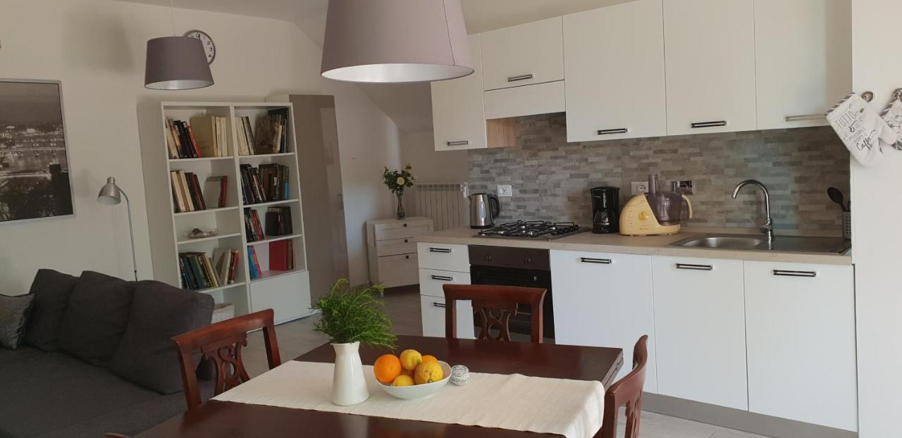 La Colombera Apartment Torrazza  Luaran gambar